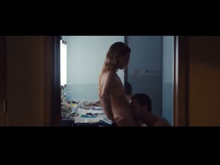 grace van patten nude - tell me lies s01e09 (2022) hd 1080p watch online
